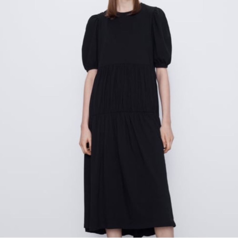 ZARA Dress With Ruching in Black Size MEDIUM